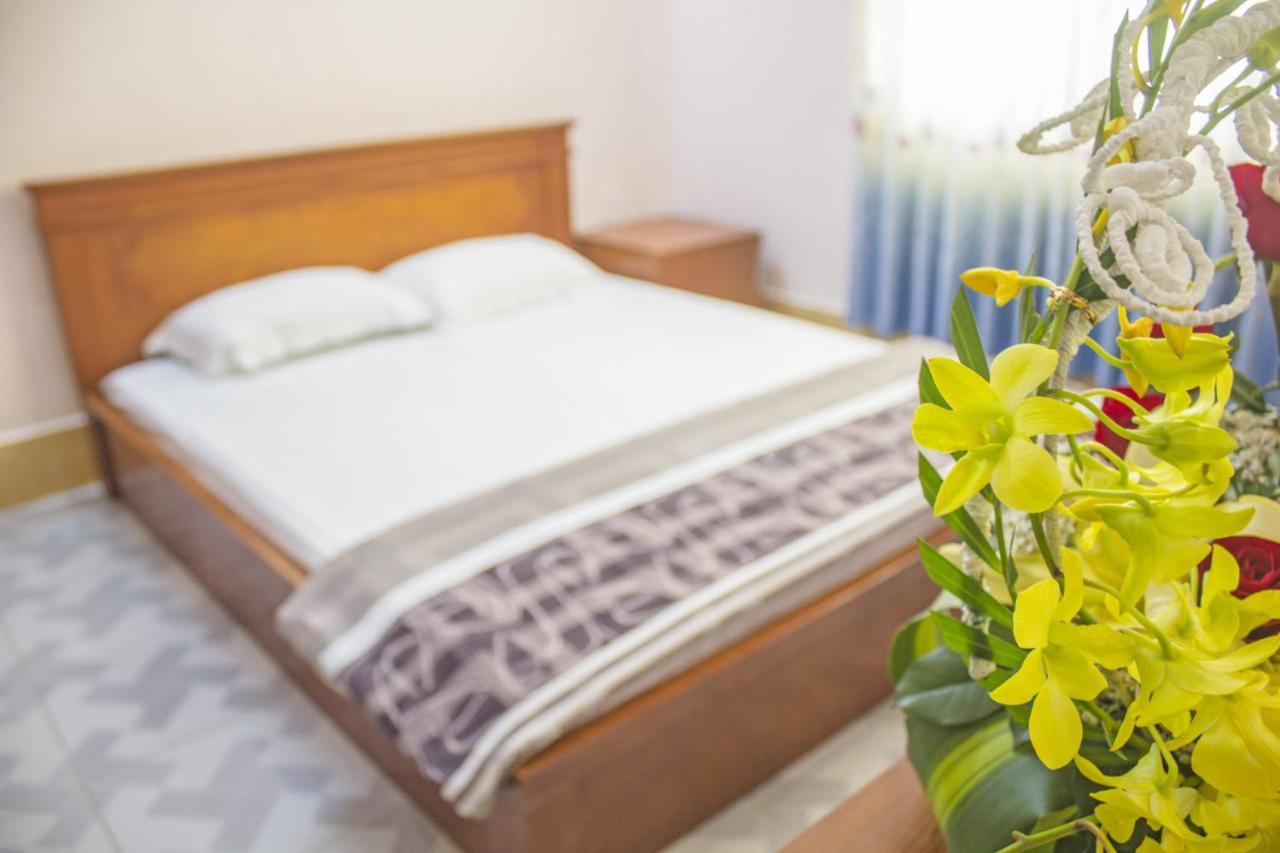 Khach San Ngan Hang - Bank Hotel ブンタオ エクステリア 写真