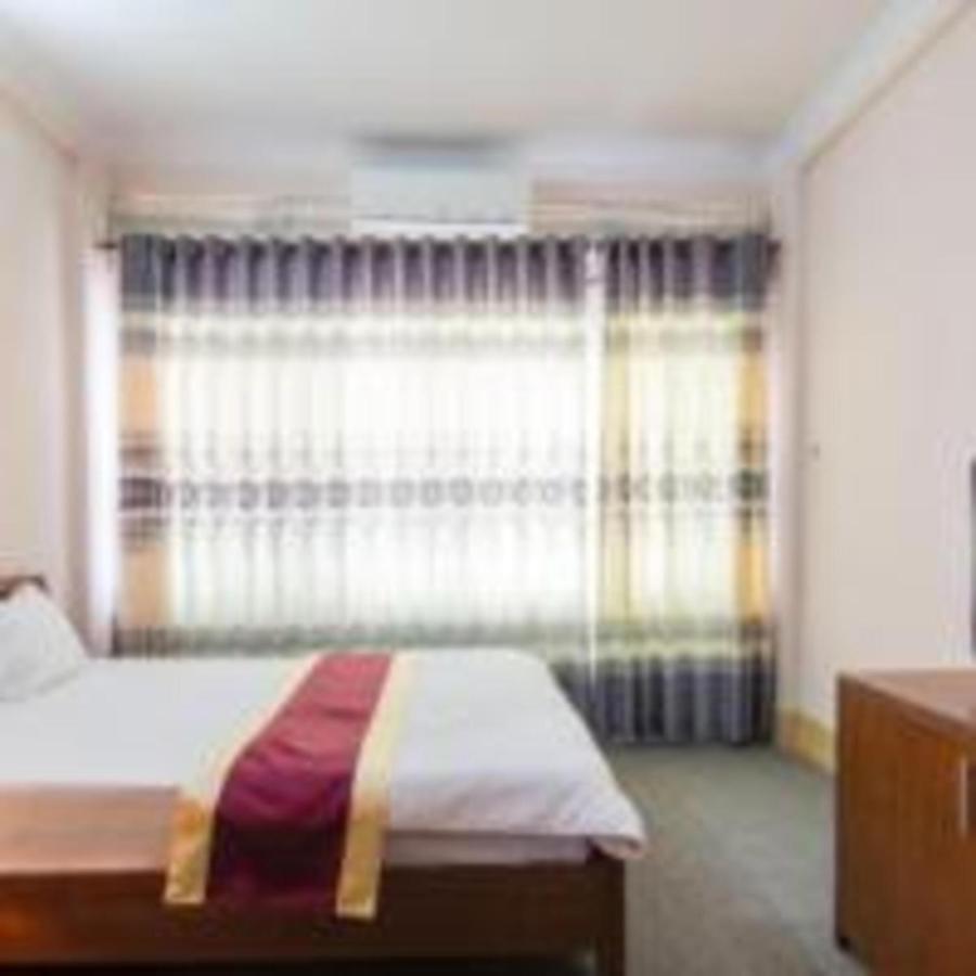 Khach San Ngan Hang - Bank Hotel ブンタオ エクステリア 写真