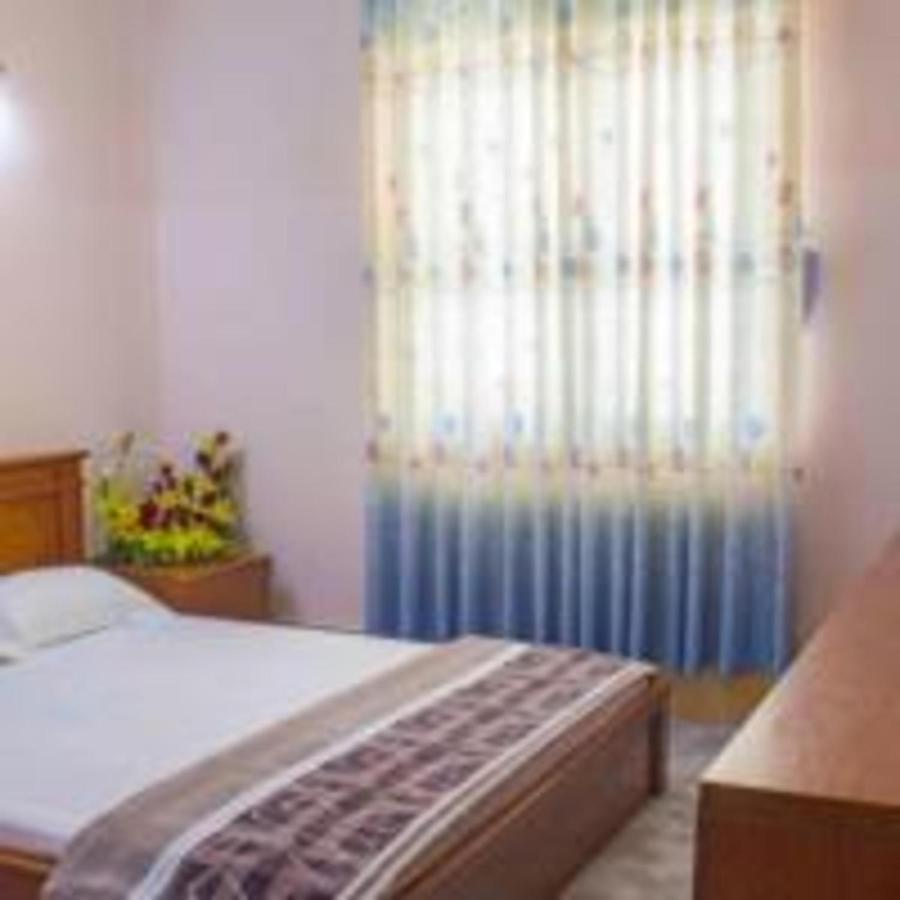 Khach San Ngan Hang - Bank Hotel ブンタオ エクステリア 写真